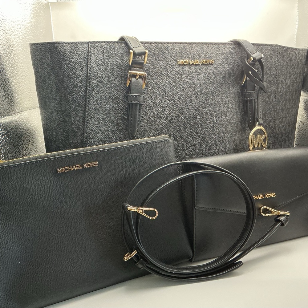 Michael Kors Large 3-in-1 Tote Set Black Signature Crossbody Pouch